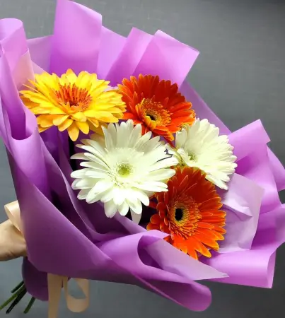 Букет из разноцветных гербер Тепло в ладонях