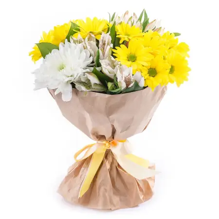 Букет из желтых и белых хризантем и альстромерий Прыгать от радости