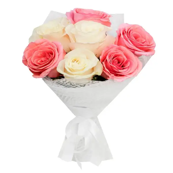 Букет из розовых и кремовых роз Неженка