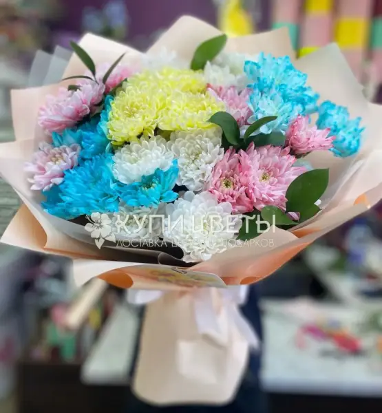 Букет из разноцветных хризантем Букет единства