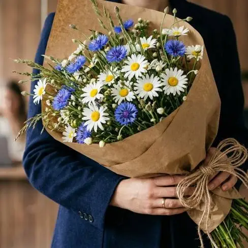 Как красиво упаковать цветы: 7 способов своими руками и советы флористов